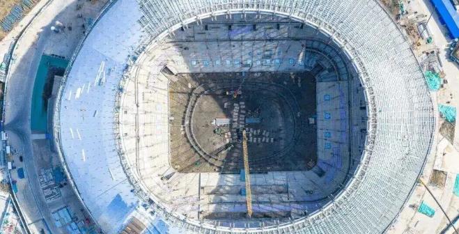 【云顶国际膜结构】最新进展！济南黄河体育中心专业足球场进入轮辐式索桁架吊装新阶段！